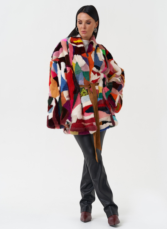 Яркая шуба из меха норки