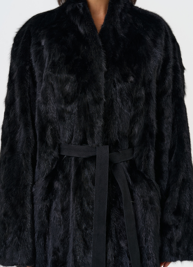 Длинная шуба из меха норки с поясом модель № 31294 универмаг малина