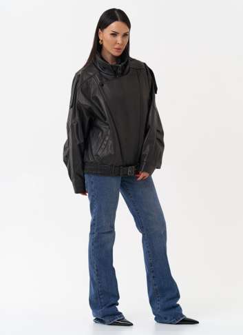 Объемная женская куртка из натуральной кожи