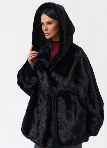 Шуба с капюшоном и норки