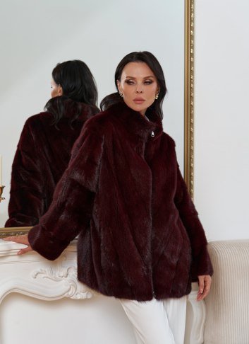 Куртка из меха норки с воротником стойкой