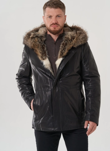 Мужская куртка с капюшоном на мехе из волка фото