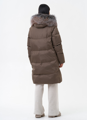 Пуховик с отделкой из меха блюфрост