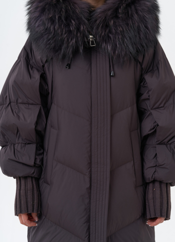 Длинный женский пуховик с капюшоном