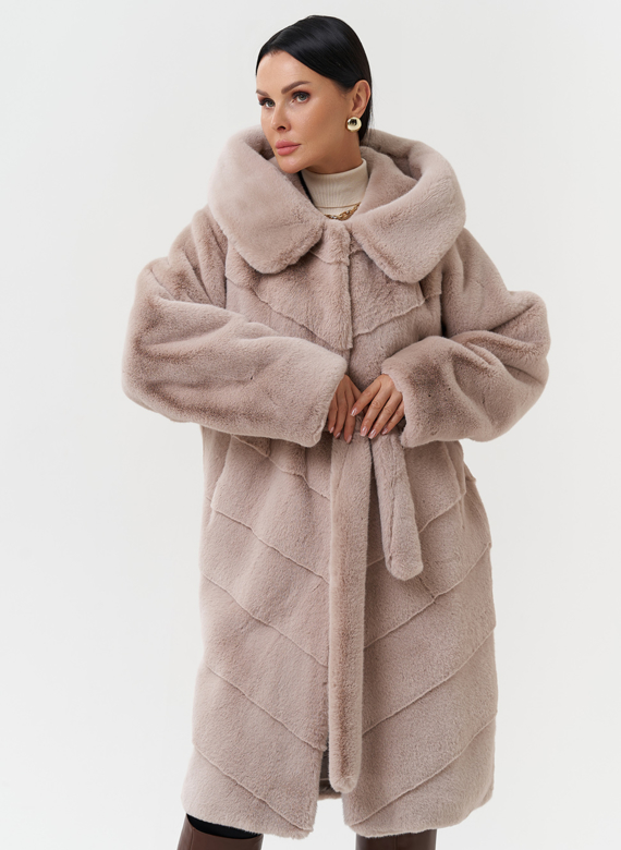 Шуба из эко меха с капюшоном