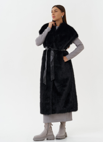 Длинный жилет из эко меха