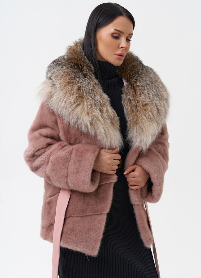 Короткая шуба из норки с капюшоном из рыси модель № 29264 универмаг малина