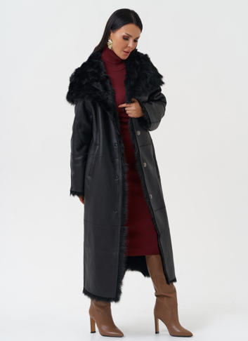 Дубленка с отделкой из тосканы