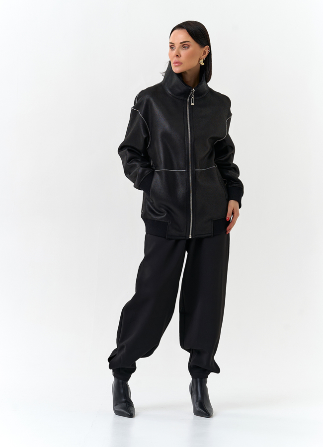 Женский бомбер из эко замши черного цвета модель № 32584 в рассрочку