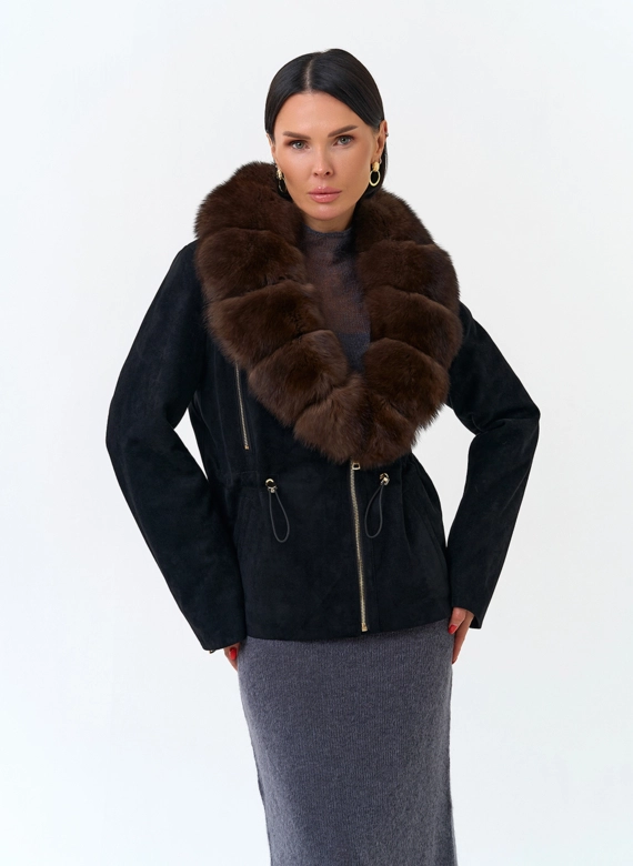 Женская куртка из эко замши фото