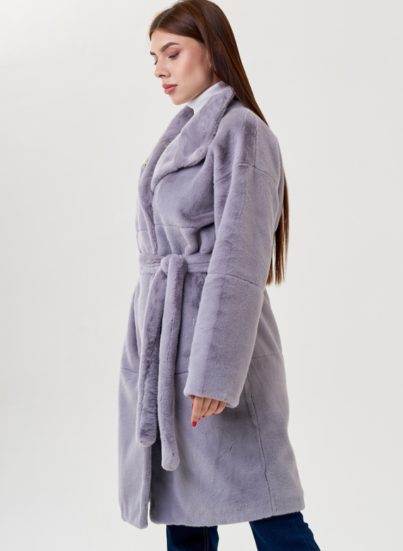 Женское пальто из искусственного меха 