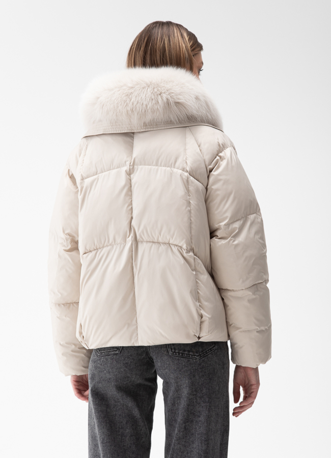 Женский пуховик с отделкой из меха песца модель № 28005 в рассрочку