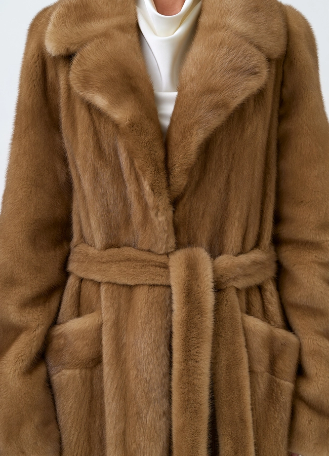 Шуба из меха норки в цвете золото модель № 33696 универмаг малина