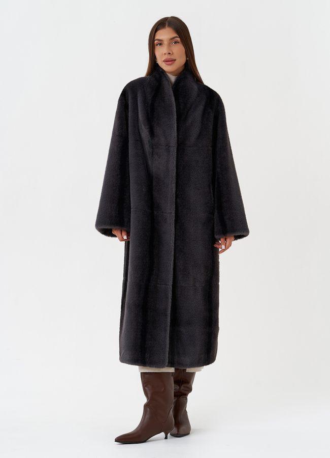 Длинное пальто из эко меха с принтом деграде модель № 28543 в кредит