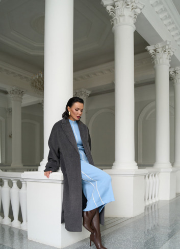 Женское пальто с поясом