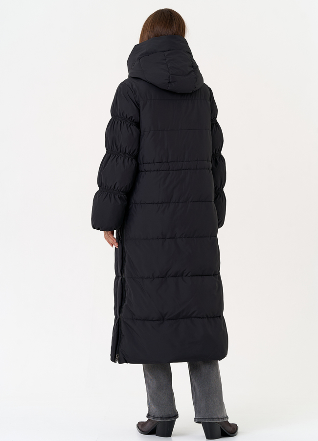 Женский пуховик черного цвета с капюшоном модель № 31581 универмаг малина