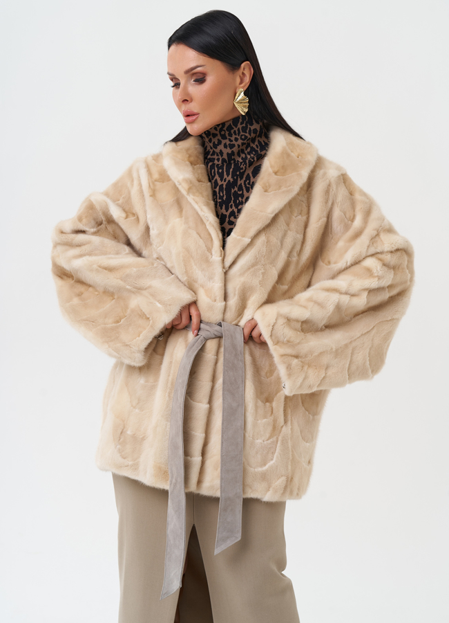 Женская шуба из меха норки модель № 28441 меха малина