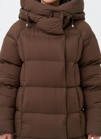 Женский пуховик с капюшоном 