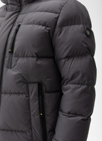 Мужской пуховик с капюшоном 