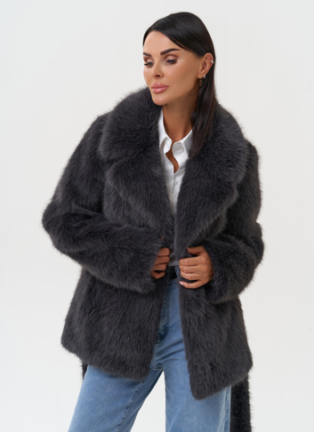 Женская шуба из эко меха с английским воротником