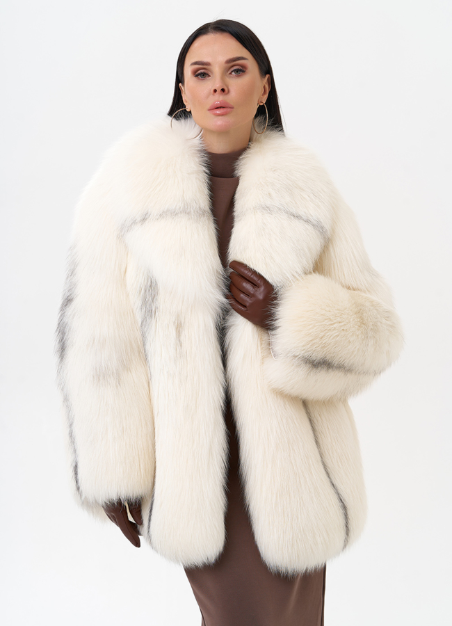 Белая куртка из лисы модель № 29457 меха малина