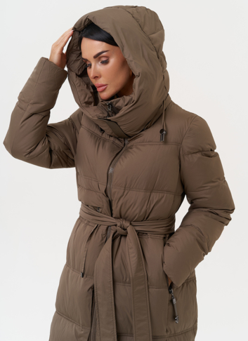 Женское зимнее пальто с капюшоном