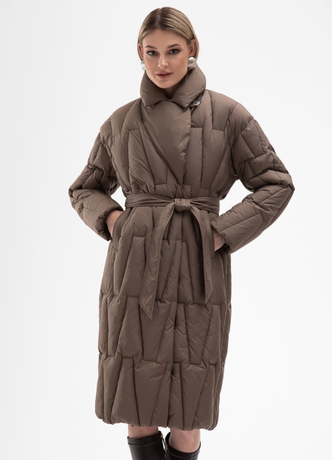 Женский пуховик с английским воротником модель № 31141 меха малина