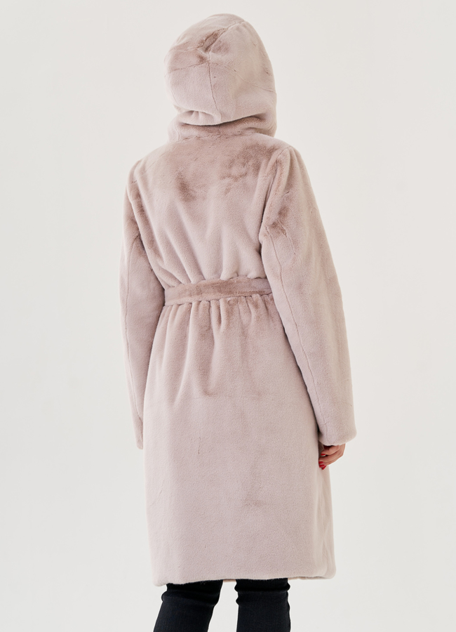Двухстороннее пальто из эко меха с капюшоном модель № 25354 универмаг малина