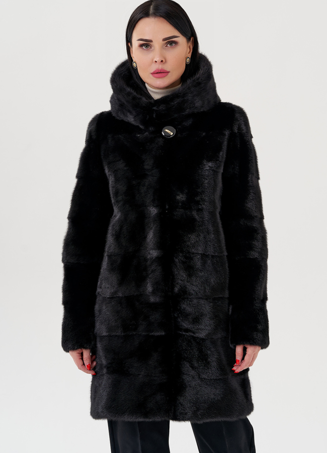 Шуба из норки с капюшоном черного цвета модель № 24727 меха малина