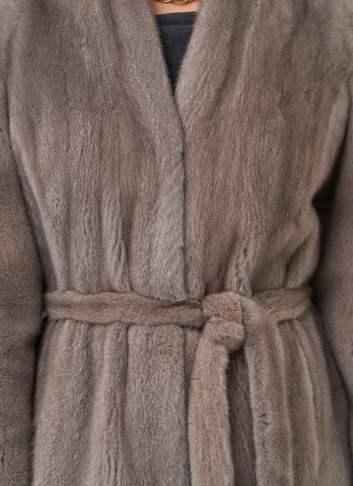 Длинная шуба из норки с поясом