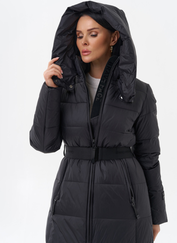 Длинный женский пуховик с капюшоном