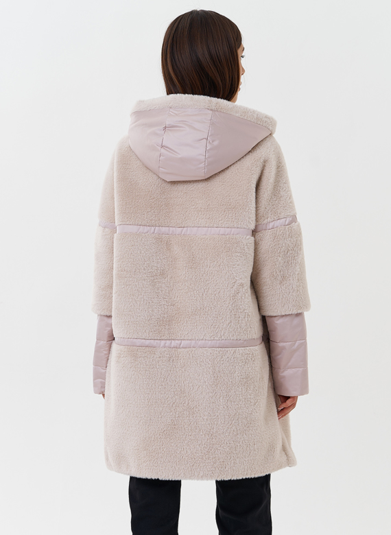 Комбинированное пальто из эко меха с капюшоном