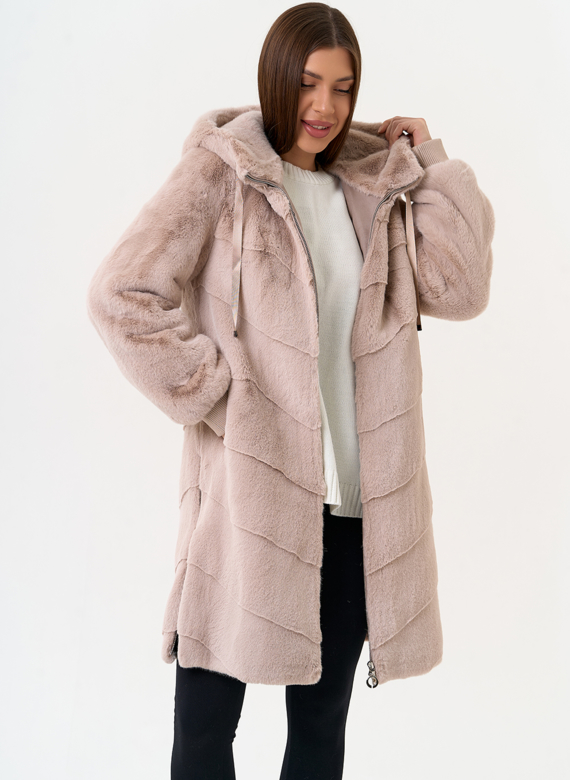 Женская шуба из эко меха с капюшоном