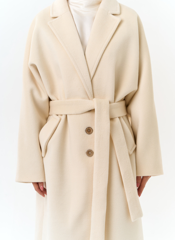 Женское свободное пальто с поясом