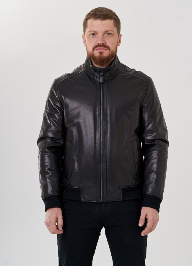Куртка мужская черного цвета из натуральной кожи модель № 33105 в кредит