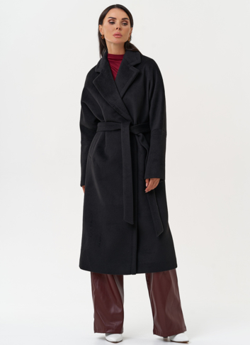Женское пальто черного цвета