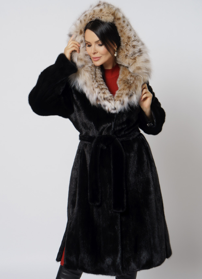 Норковая шуба с рысью в черном цвете модель № 25002 меха малина