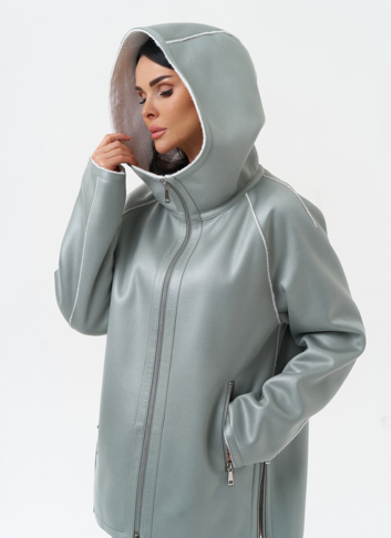 Женская дубленка из эко замши с капюшоном