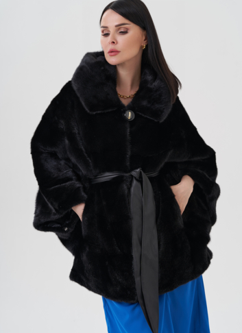Шуба из норки с капюшоном 