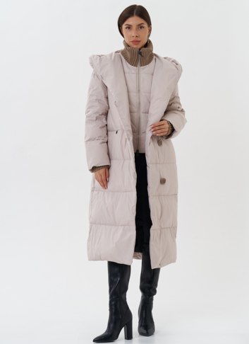 Женский пуховик с капюшоном