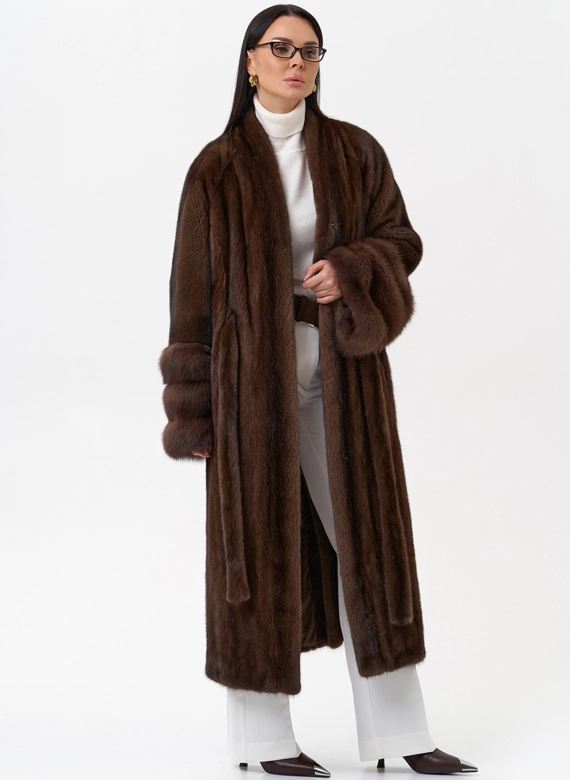 Шуба из скандинавской норки с куницей