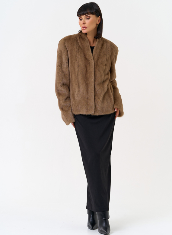 Укороченная шуба из меха норки 