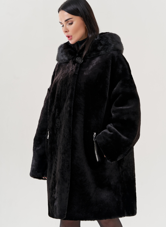 Шуба из овчины с капюшоном 