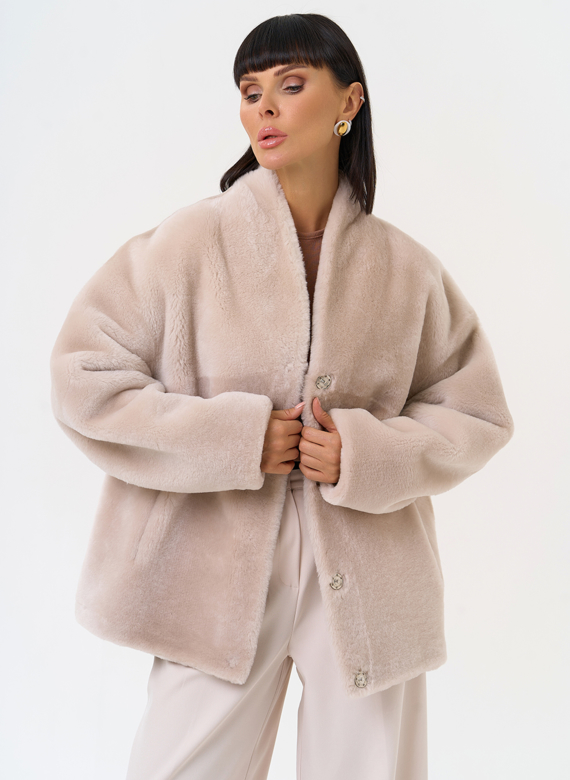 Светлая натуральная дубленка